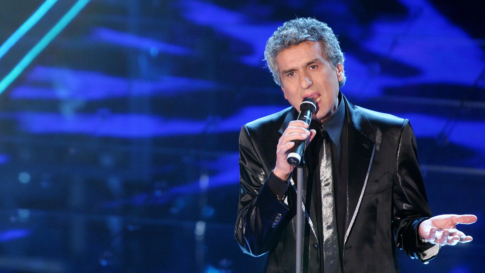 Chi era Toto Cutugno: biografia, carriera e successi del cantante