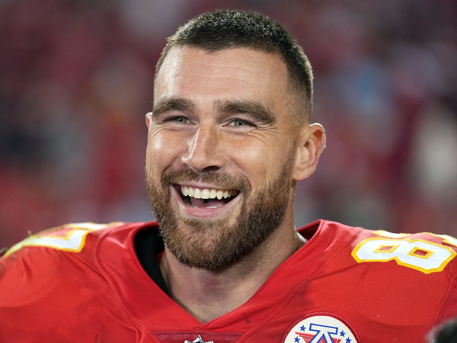 Chi è Travis Kelce: biografia, età, altezza, carriera del fidanzato di Taylor Swift